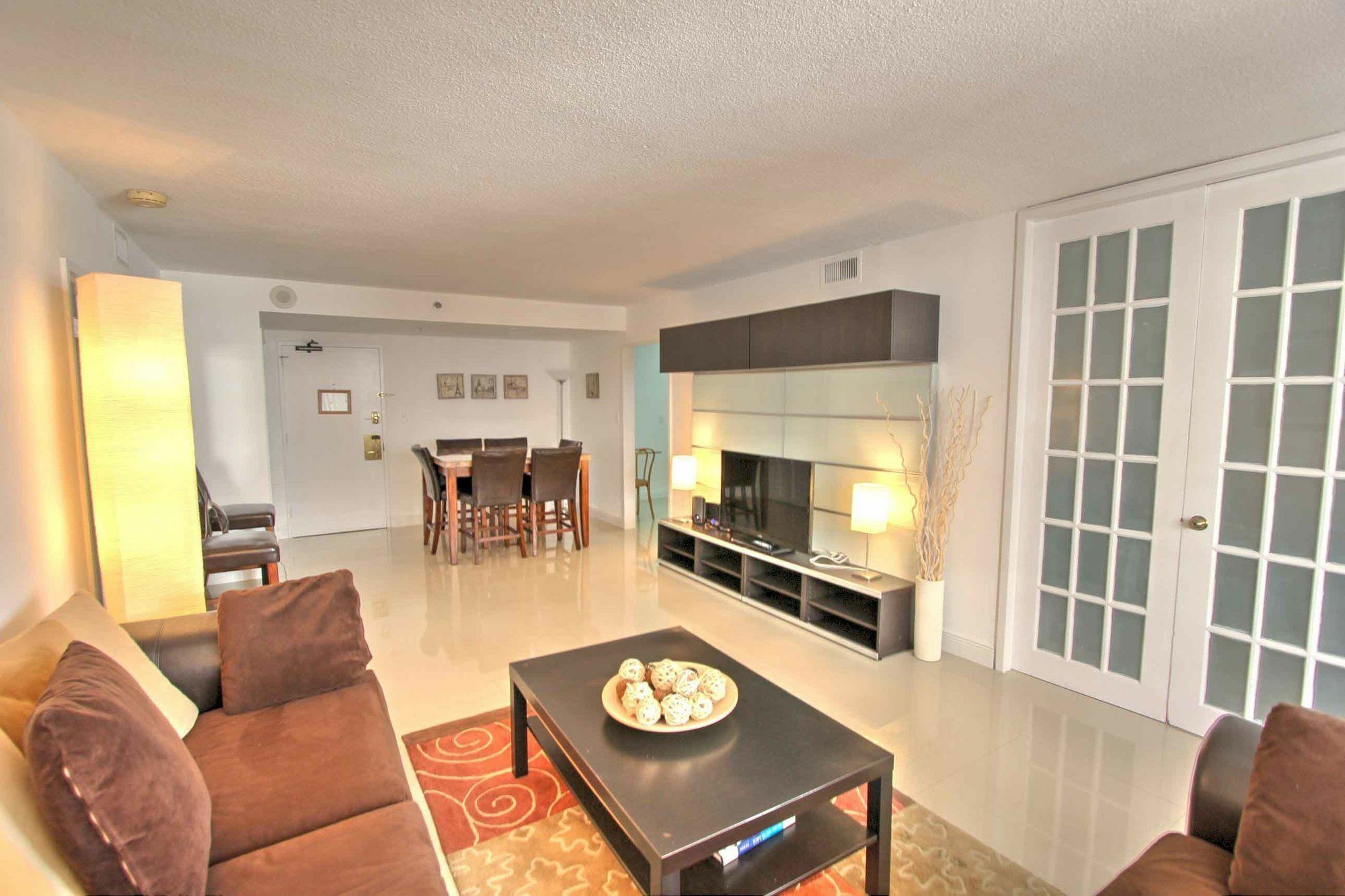 Private Apartments By Vacations On 마이애미 비치 외부 사진